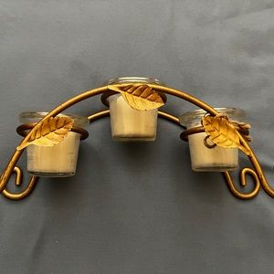 Vintage Taper Table Top Candle Holder with Candles
Antique Gold